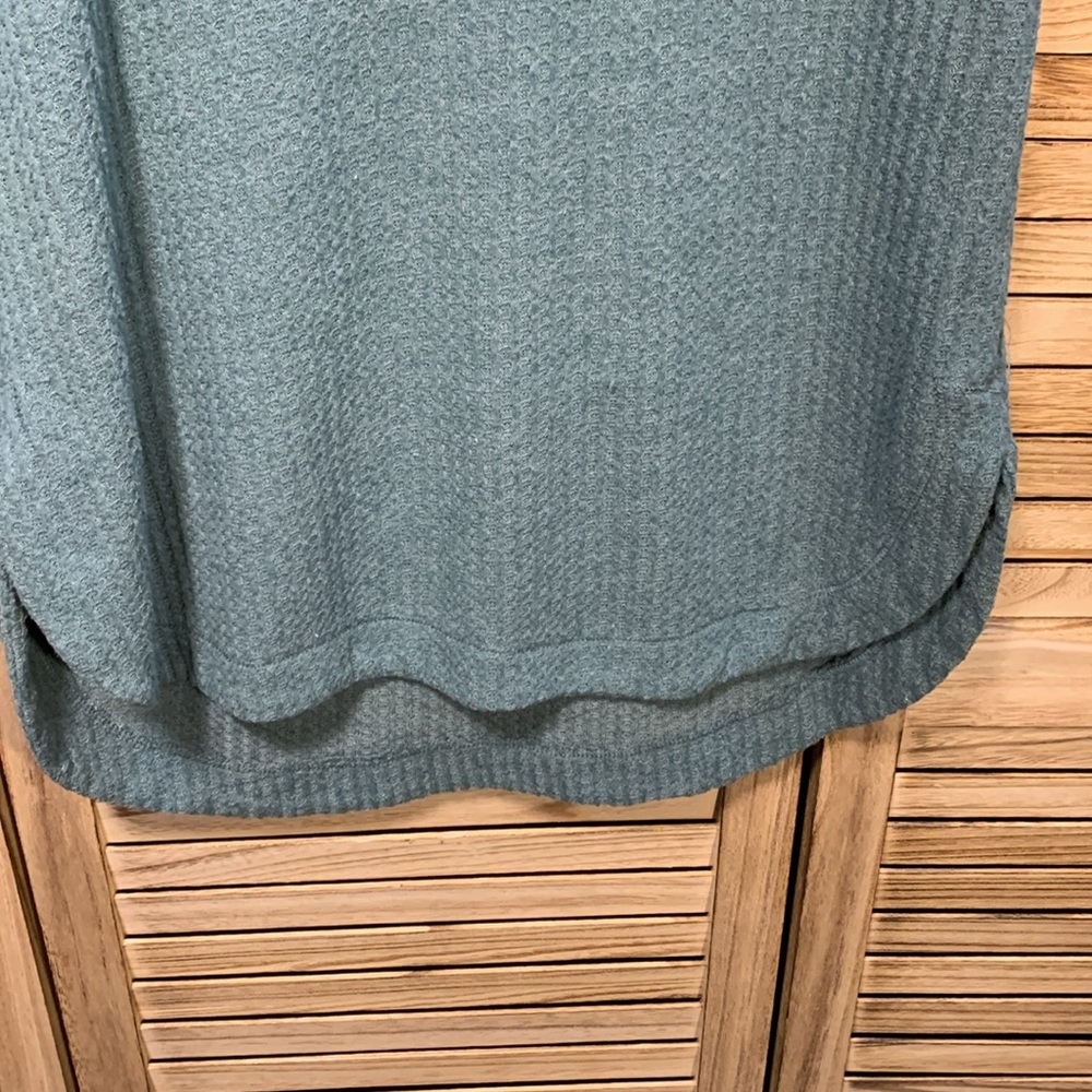 Artistic Works by Lee Long Sleeve Hi Low Waffle Knit Petite Small Medium - Picture 3 of 10